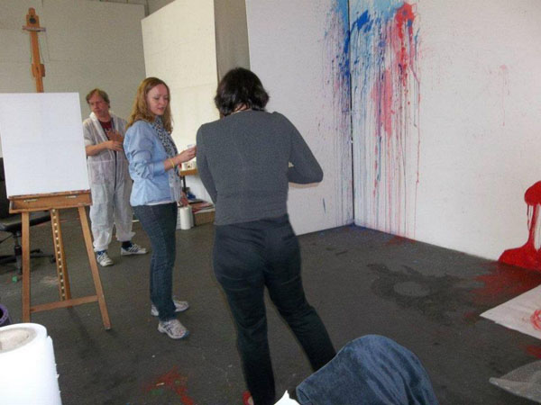 Eva Moll Experimental Paining Workshop